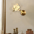 Applique murale à led lotus pour décoration intérieure moderne Isaline Élan en Céramique - Matière Délicate & Présence Singulière