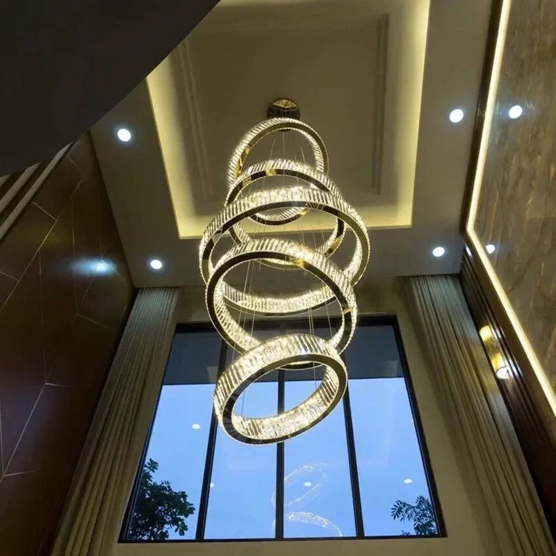 Lustre — Moderne en cristal avec anneau pour décoration intérieure