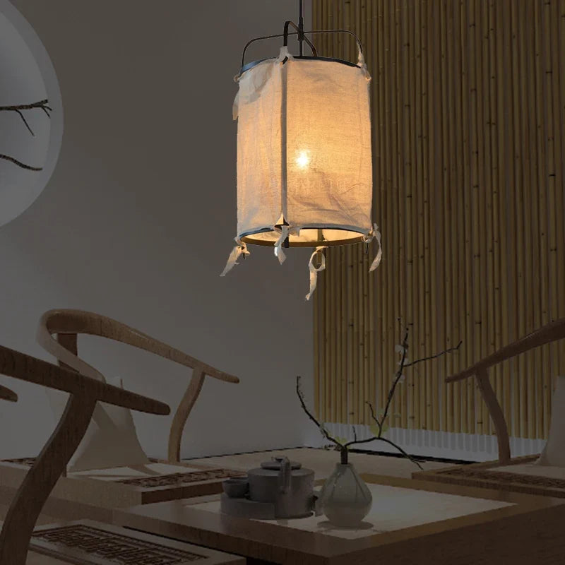 Suspension en fer et lin style japonais pour décoration intérieure – Séliane Sillage