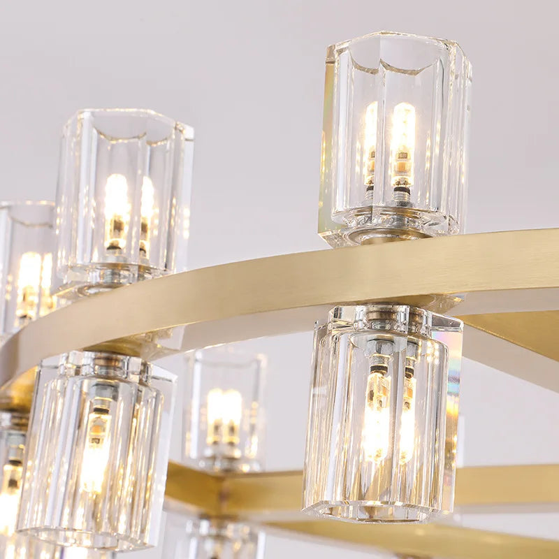 Lustre — En laiton et cristal pour décoration de luxe