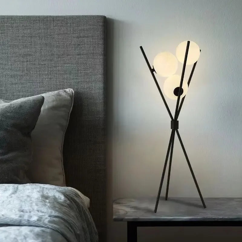 Lampadaire — LED lune boule de verre
