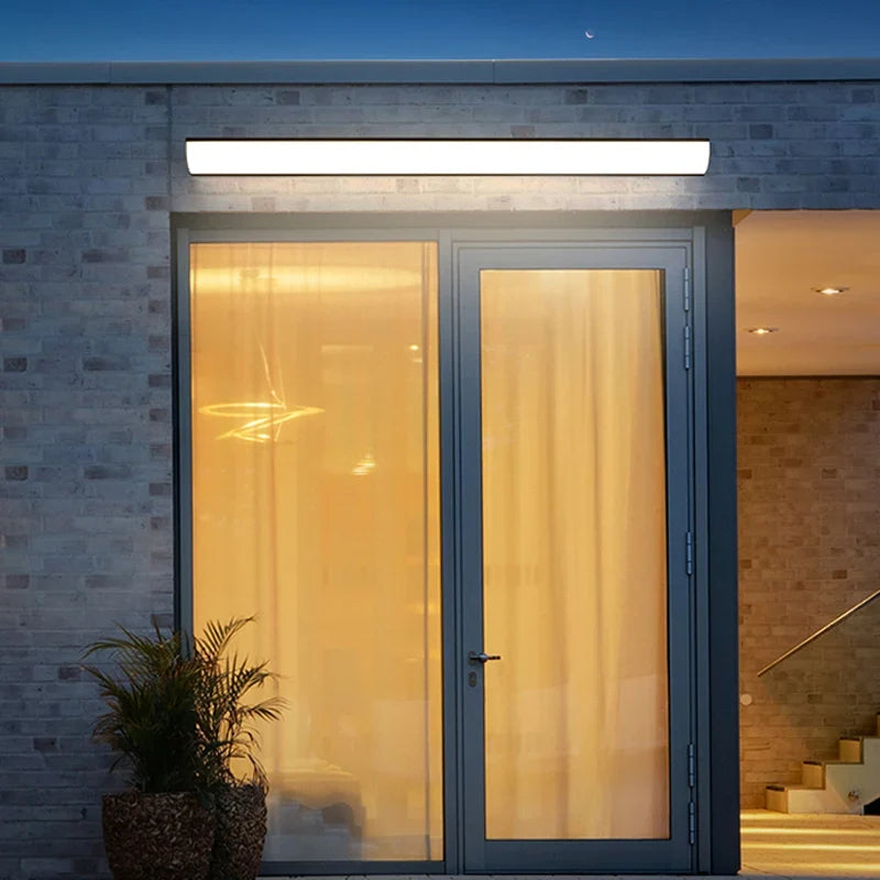 Applique murale — Extérieure à LED étanche effet lave-mur moderne