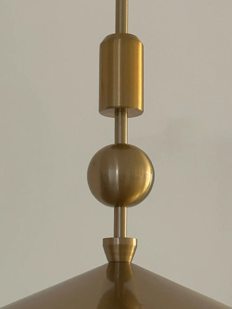 lampe de chevet minimaliste pour intérieur et décoration élégante