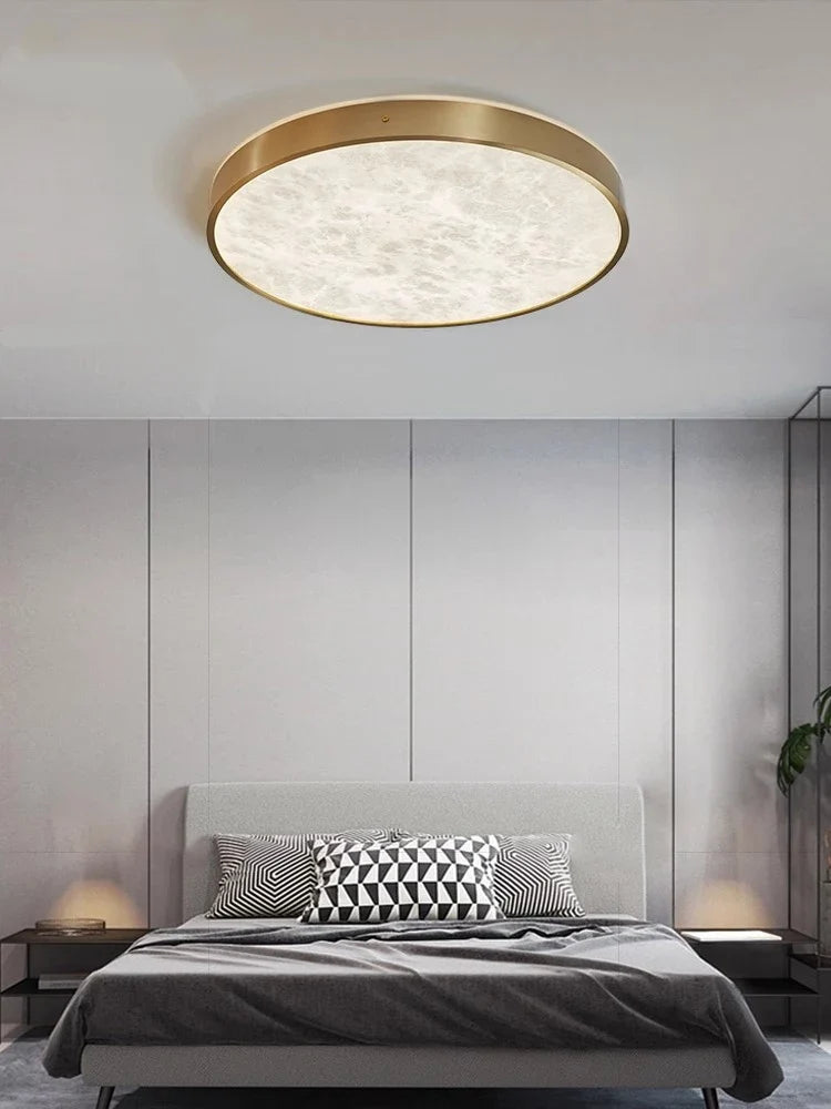 Plafonnier — LED en marbre au design moderne en cuivre brossé