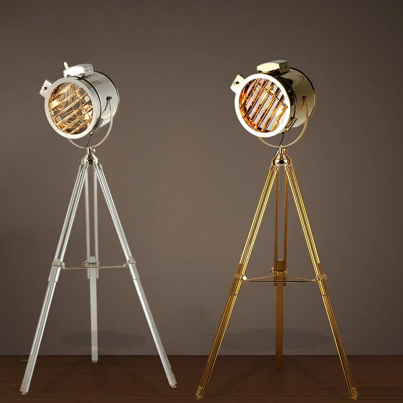 Lampadaire — Trépied rétro industriel en bois argenté doré créatif