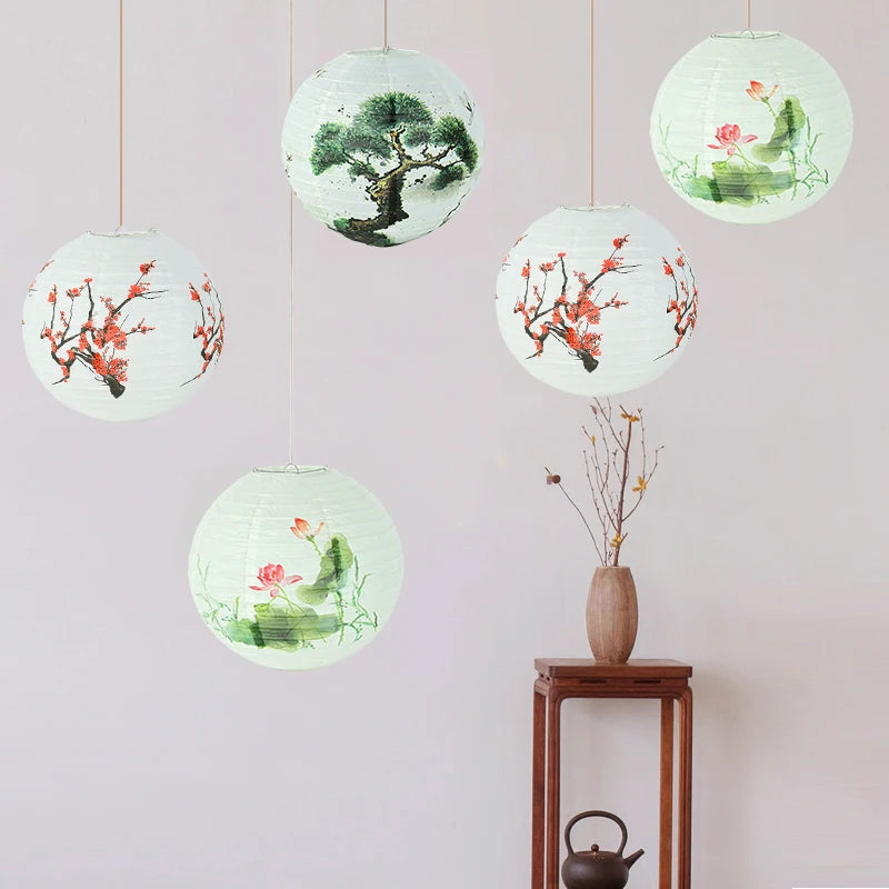 Abat-jour rond en papier à motifs de pin, lotus ou prunier japonais – Florélis