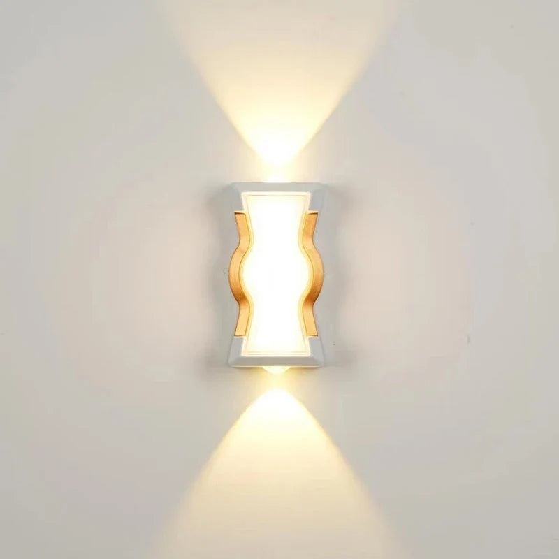 Applique murale — Extérieure moderne étanche à LED pour tous espaces