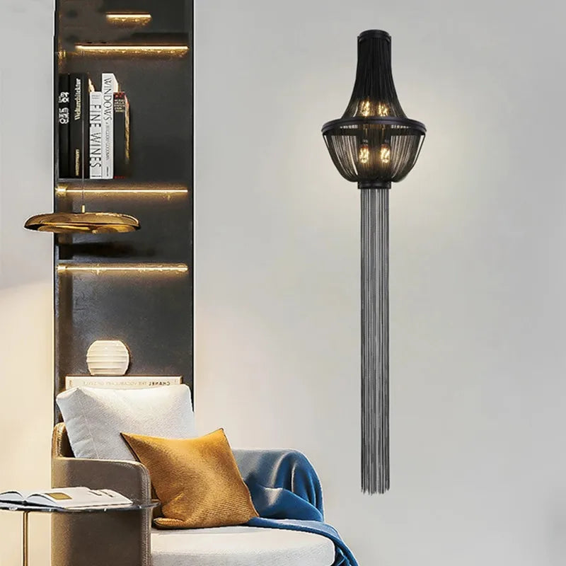 Applique murale à franges avec lumière décorative pour intérieur Manon Rosée en Métal - Lignes Dessinées & Décor Raffiné