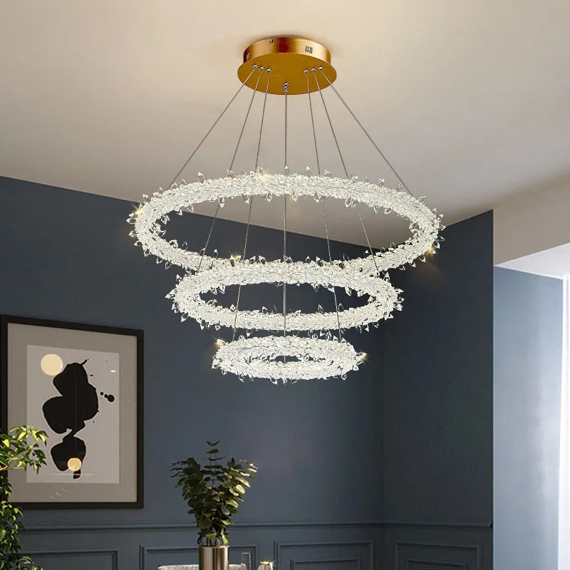 Lustre — Moderne en cristal design pour décoration intérieure élégante