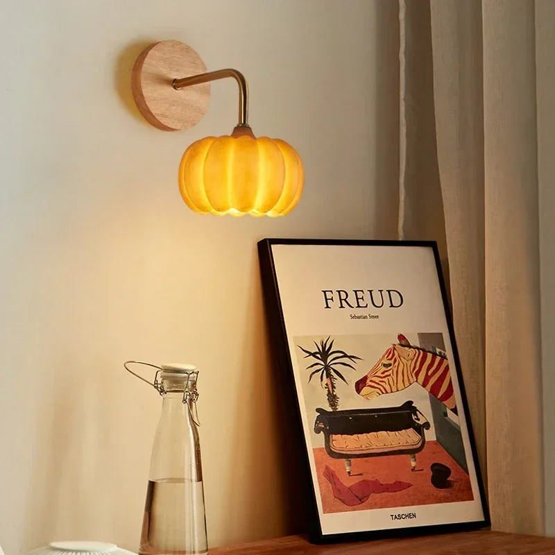 Applique murale citrouille décorative pour Halloween et intérieur nordique Nella Accord en Bois - Chaleur du Bois & Atmosphère Accueillante