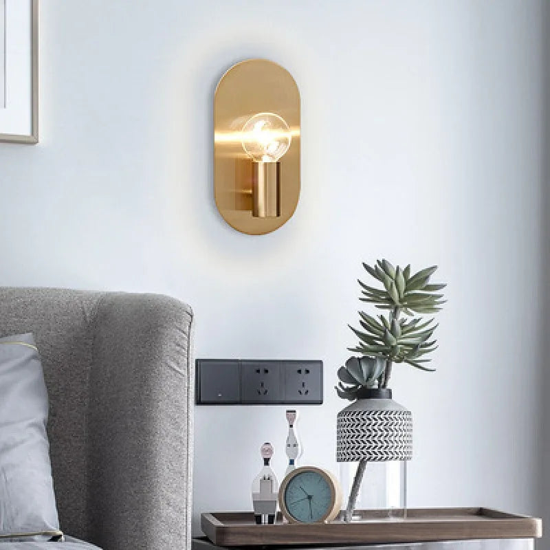 Applique murale nordique moderne pour décoration intérieure élégante Théotime Silhouette - Une Présence Sobre et Élégante