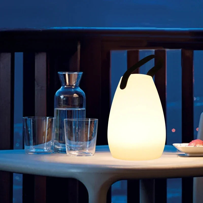 Lampe portable rechargeable avec 16 couleurs à distance – Cléance Orée