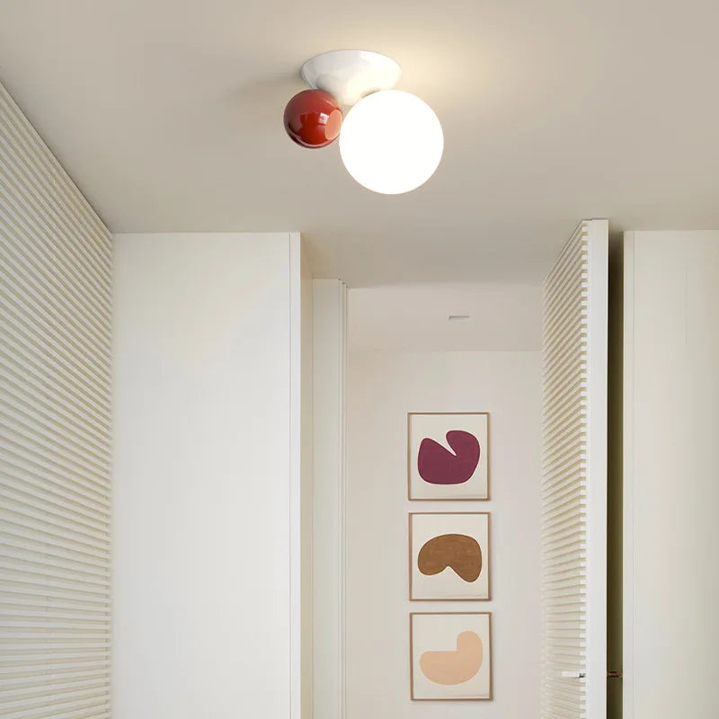 Lampe de chevet simple pour hôtel et escalier plafonnier Lazare Aube en Métal - Une Présence Décorative Affirmée
