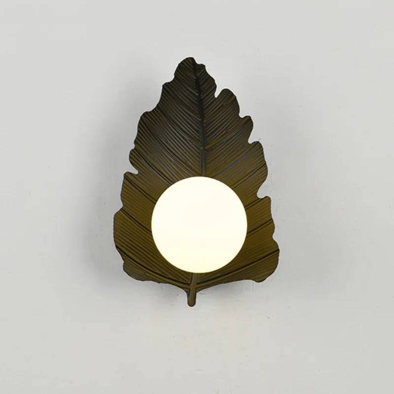 Applique murale design moderne pour éclairage décoratif intérieur Iris Aube - Une Note Actuelle dans le Décor