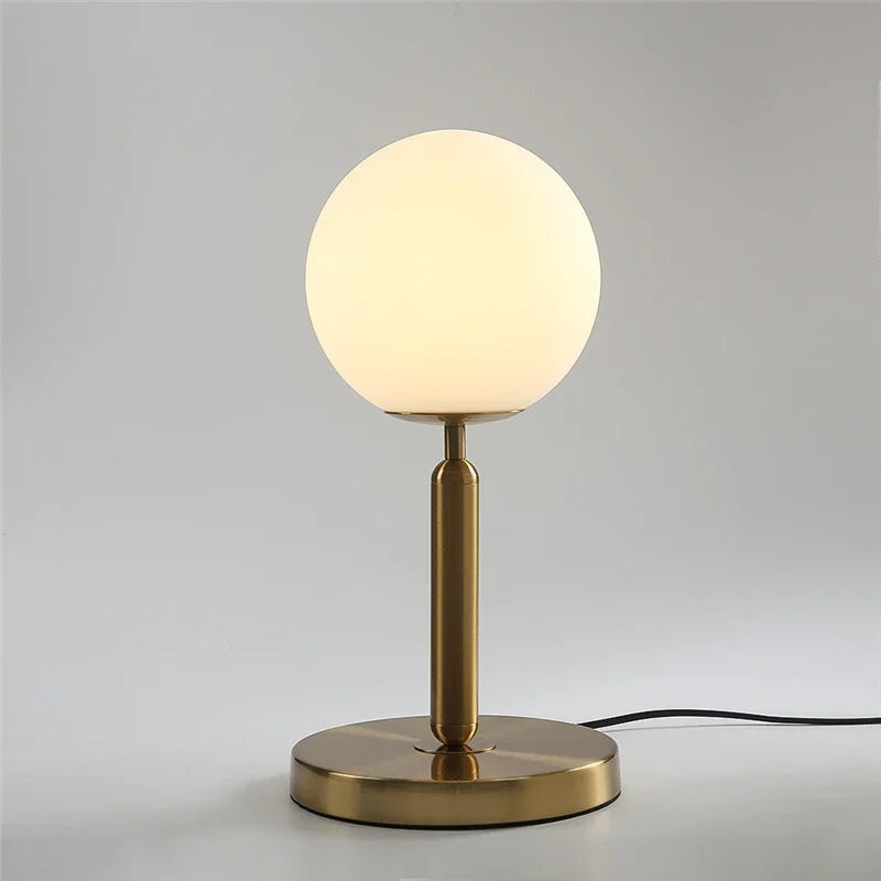Lampe à poser — De table moderne créative en verre LED nordique