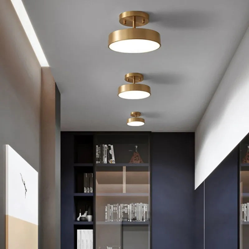 Plafonnier cuivre led simple rond vestiaire Zita Perspective - Des Reflets pour Souligner le Décor