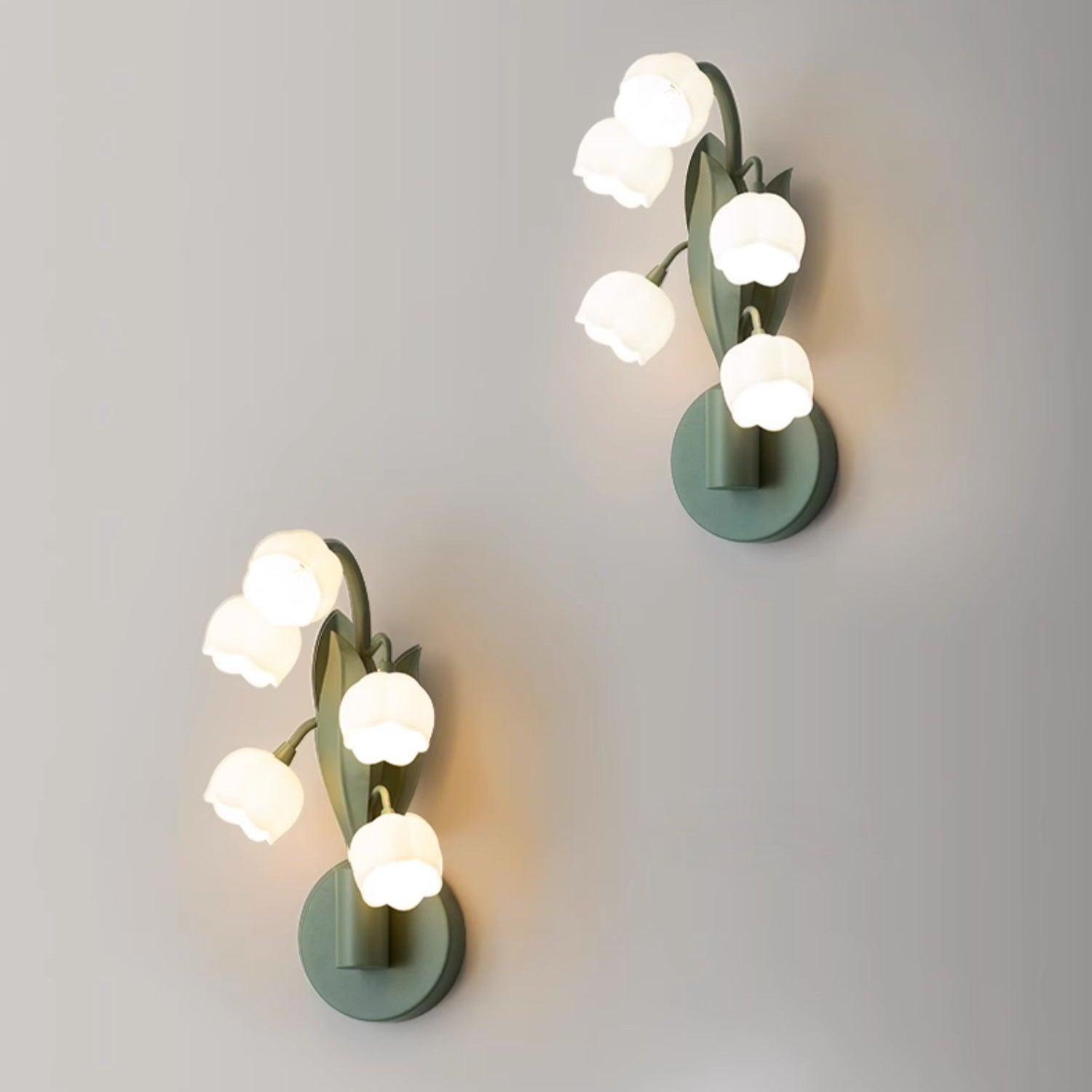Vivid Applique Murale Élégante Fleur de Lys Blanche - Neutralighting