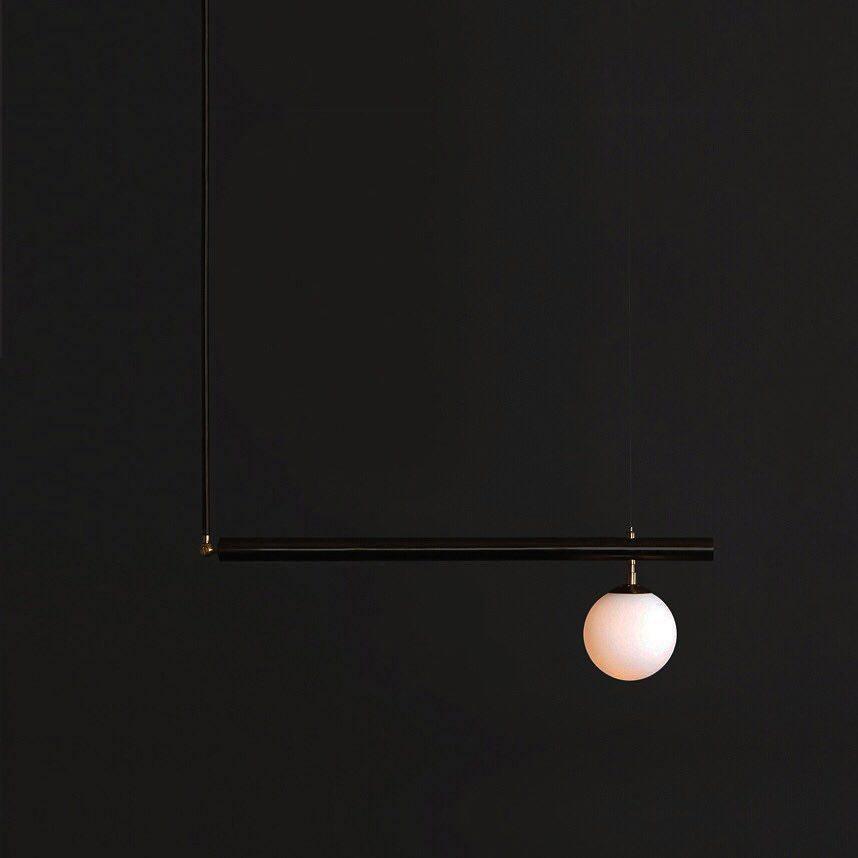 Solara Suspension en laiton linéaire satellite minimaliste - Neutralighting