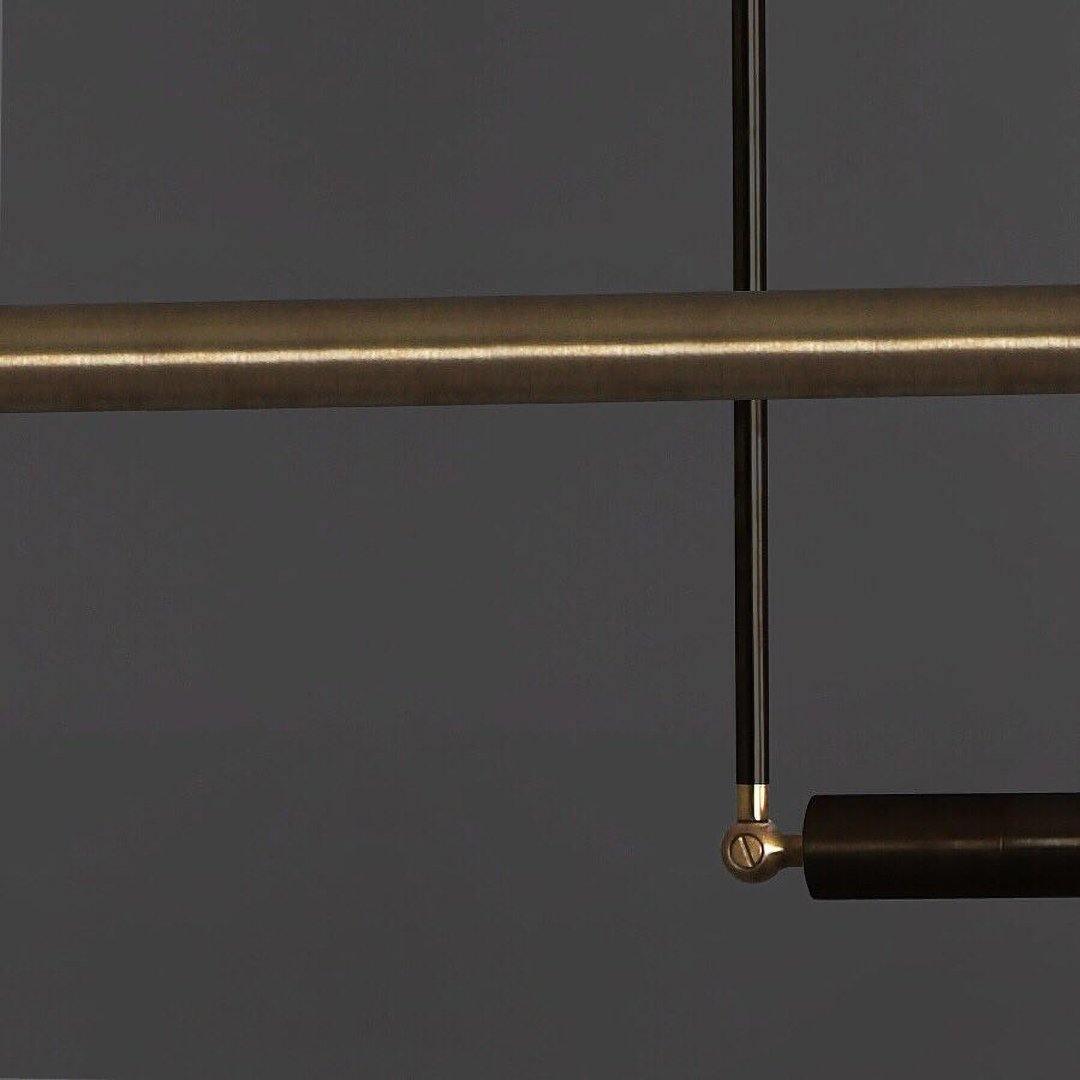 Solara Suspension en laiton linéaire satellite minimaliste - Neutralighting