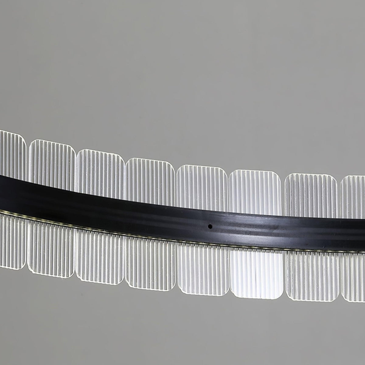 Lustra Chandelier Saturno LED avec Blocs Acryliques - Neutralighting