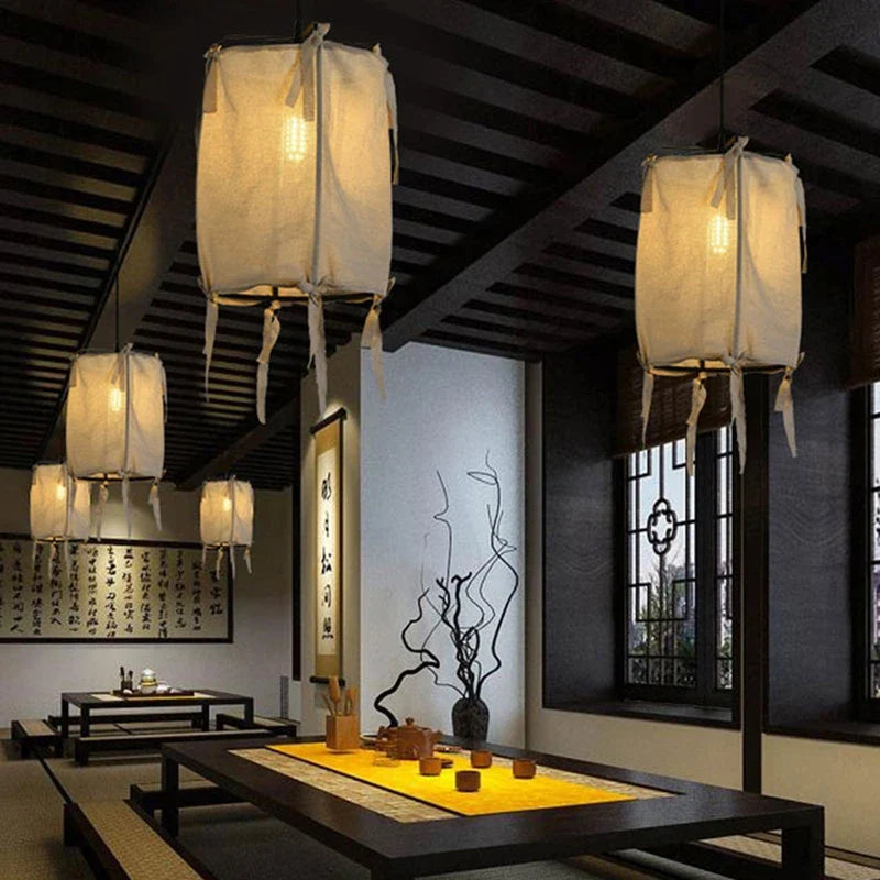 Suspension en fer et lin style japonais pour décoration intérieure – Séliane Sillage