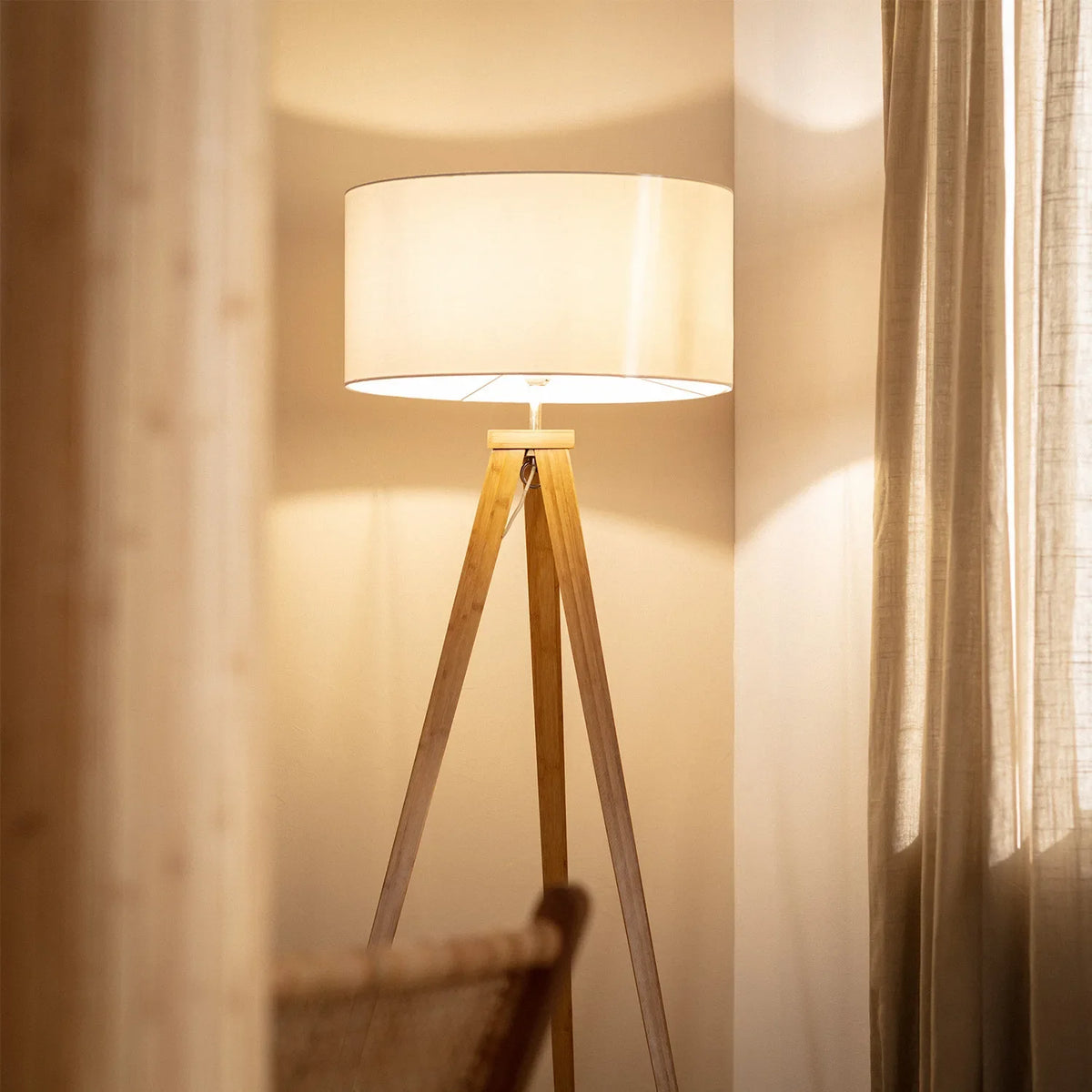 Lampadaire — TECHBREY lampadaire Wol