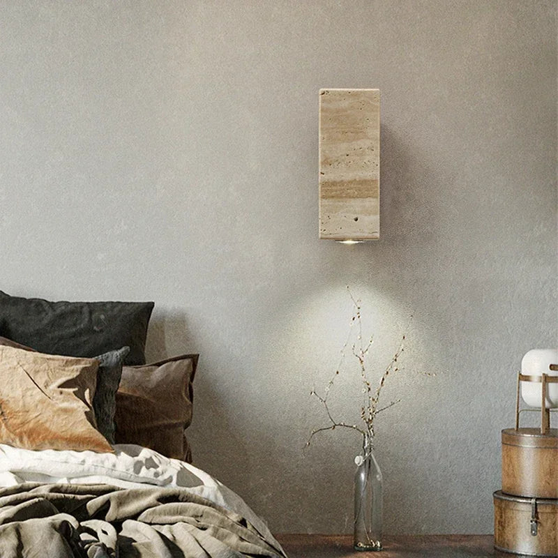 Applique murale en marbre wabi sabi à led pour décoration intérieure Noélie Clairière - Caractère Minéral & Élégance Naturelle