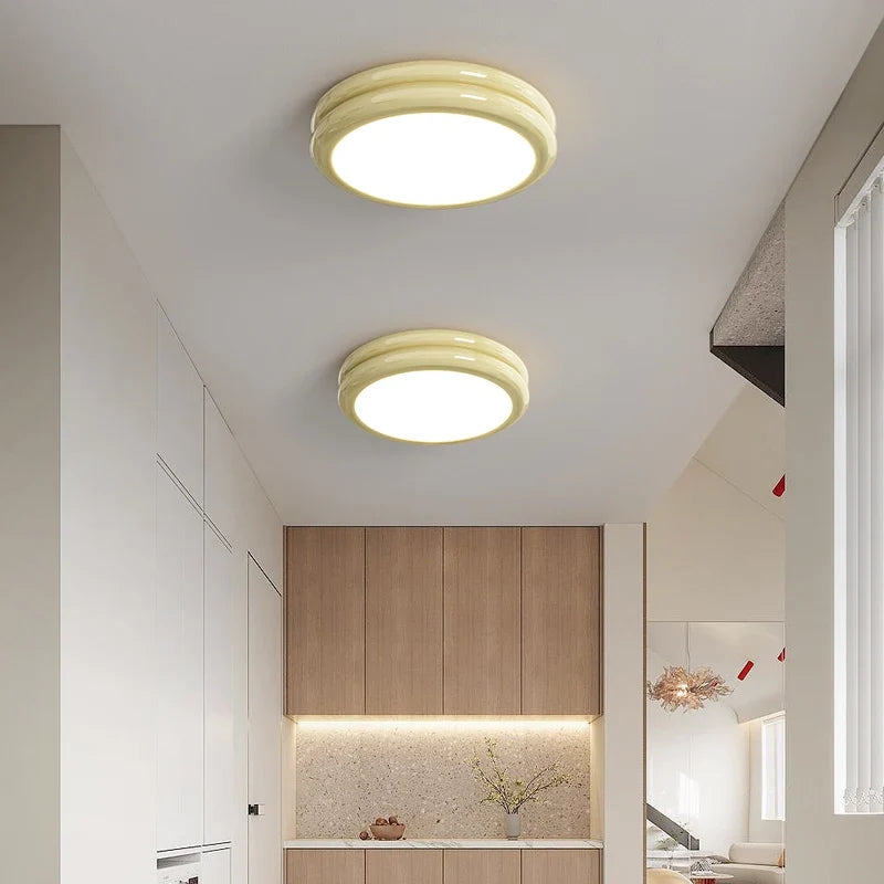 Plafonnier led moderne pour intérieur design et élégant Isaline Orée - Présence Moderne & Harmonie Intérieure