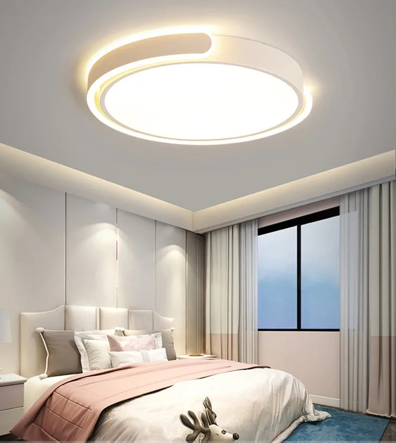 Plafonnier moderne simple pour décoration chambre romantique Gaston Vallée - Une Note Actuelle dans le Décor