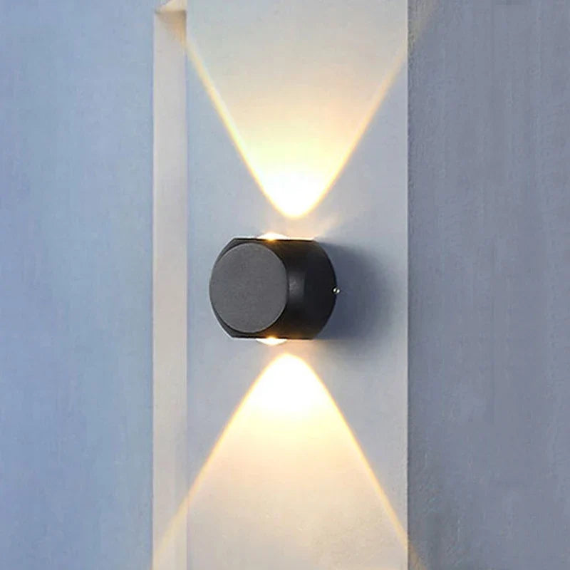 Applique murale — LED hémisphère quatre côtés pour extérieur et balcon