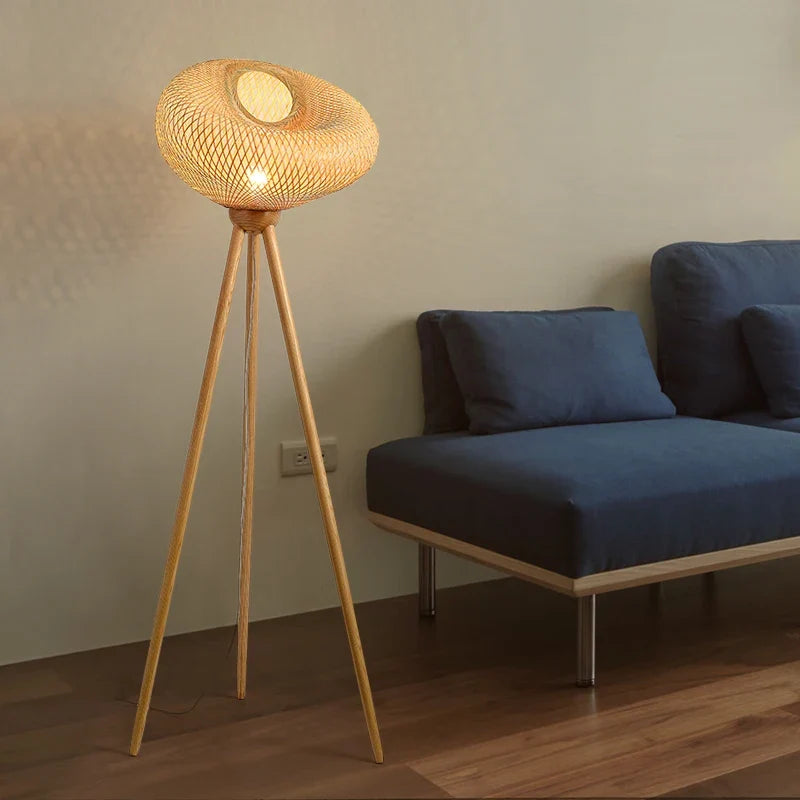 Lampadaire — Japonais retro art en bambou pour intérieur élégant