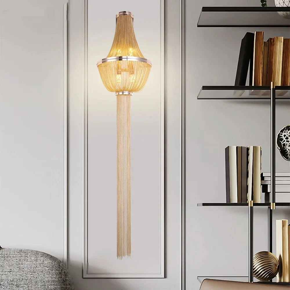 Applique murale à franges avec lumière décorative pour intérieur Manon Rosée en Métal - Lignes Dessinées & Décor Raffiné