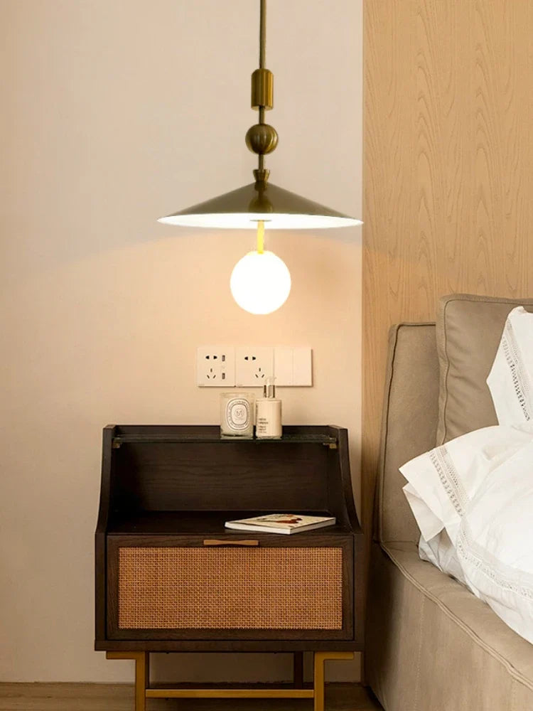 lampe de chevet minimaliste pour intérieur et décoration élégante