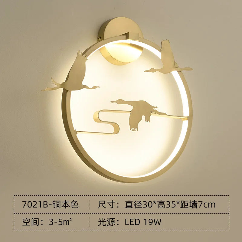 Applique murale led traditionnelle chinoise en cuivre pour intérieur décoratif Ariane Fugue - Une Présence Décorative Raffinée