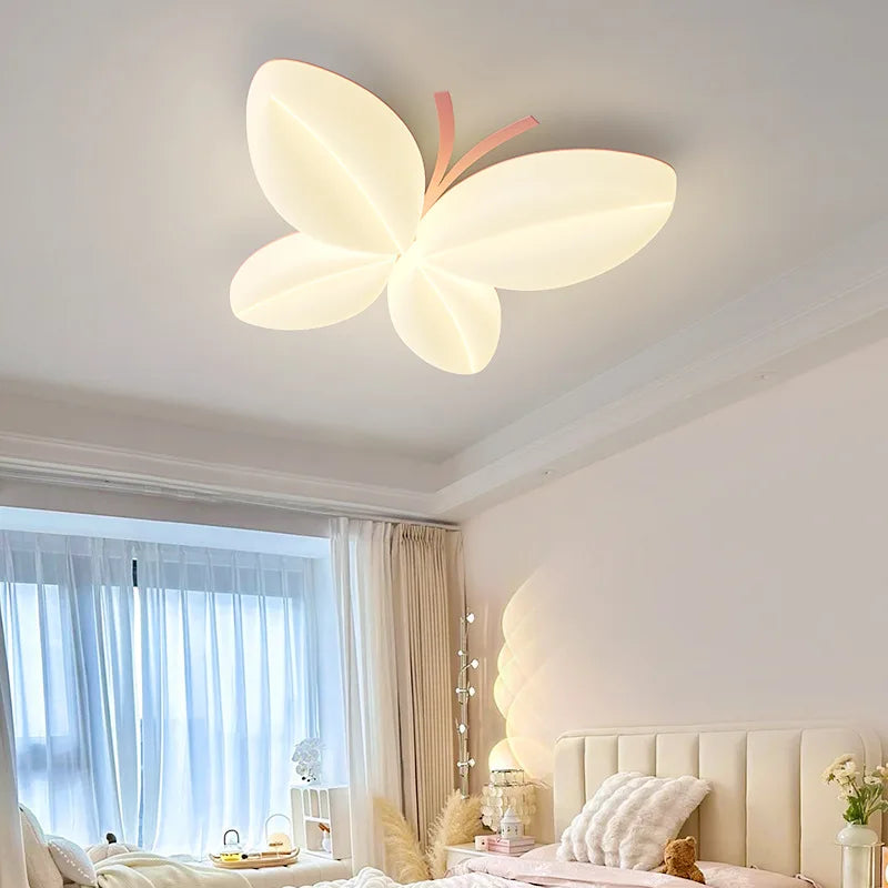 Plafonnier créatif papillon pour chambre de petite fille Hortense Épurelle - Une Touche Élégante dans le Décor