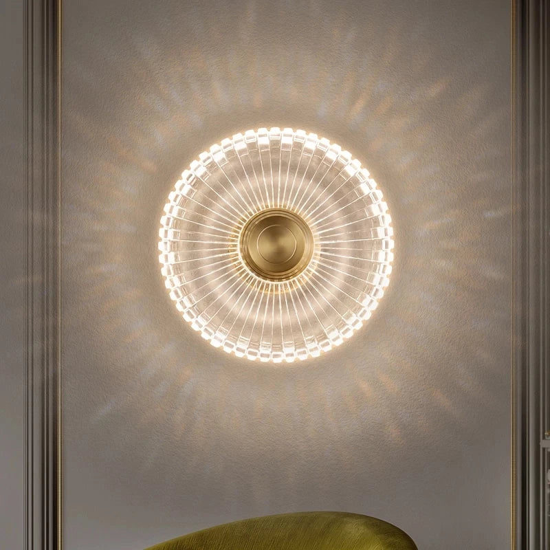 Applique murale led en cuivre et acrylique décoration intérieure nordique Valère Prélude - Une Présence Sobre et Élégante