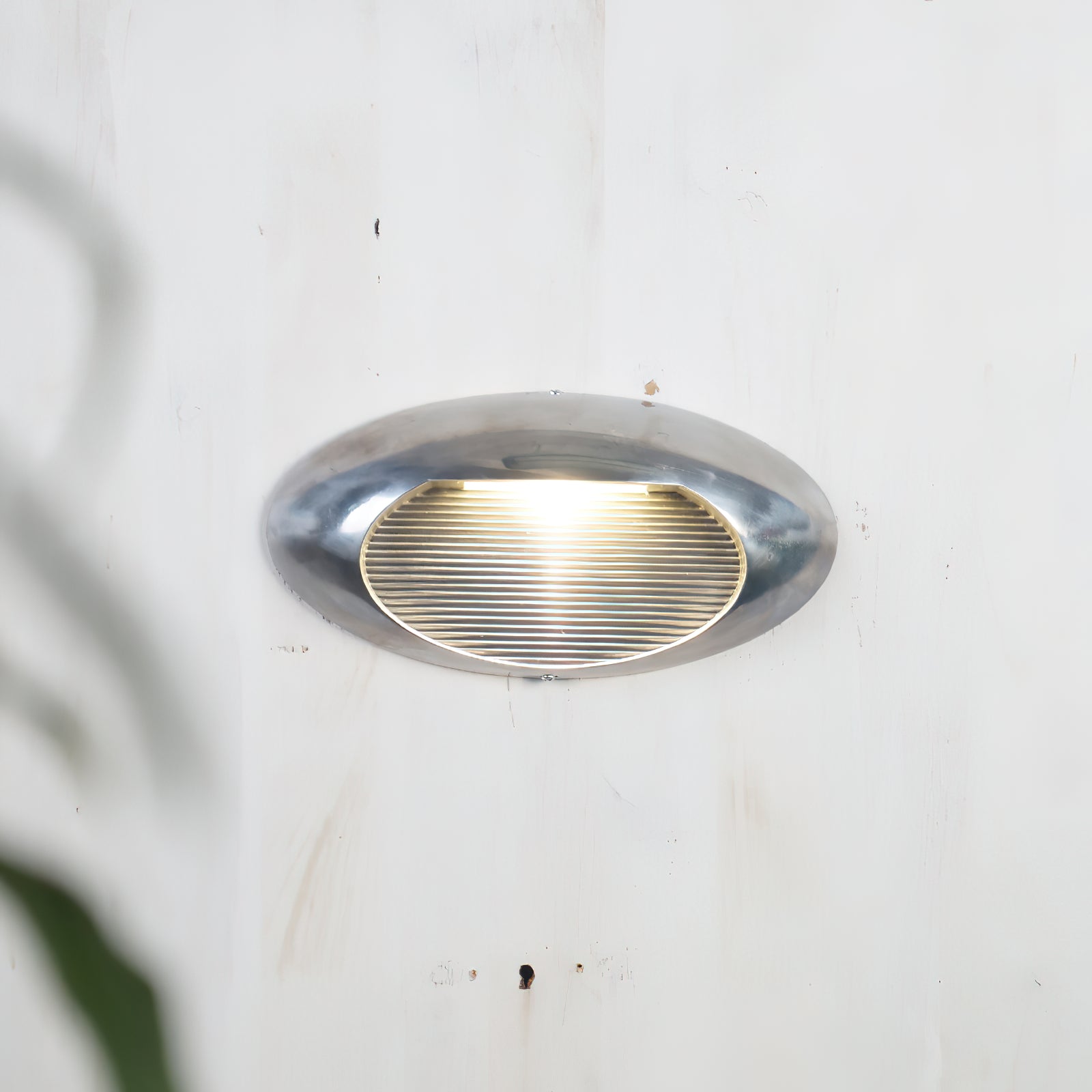 Avrinor Applique Murale d’Extérieur en Métal et Verre Vintage - Neutralighting