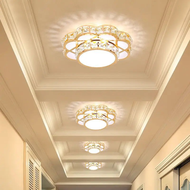Plafonnier moderne en cristal design floral pour tous les espaces Léandre Chant - Reflets Étincelants & Décor Élégant