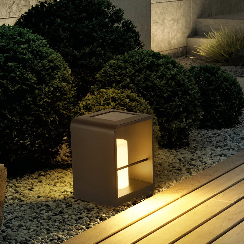 Lampadaire — De jardin moderne solaire LED clôture lumière IP54 extérieur étanche ambiance éclairage pelouse lumières Villa cour décor lampadaires