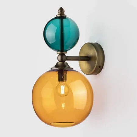 Applique murale en verre coloré moderne pour intérieur créatif Béatrice Éclaircie - Une Présence de Verre Élégante