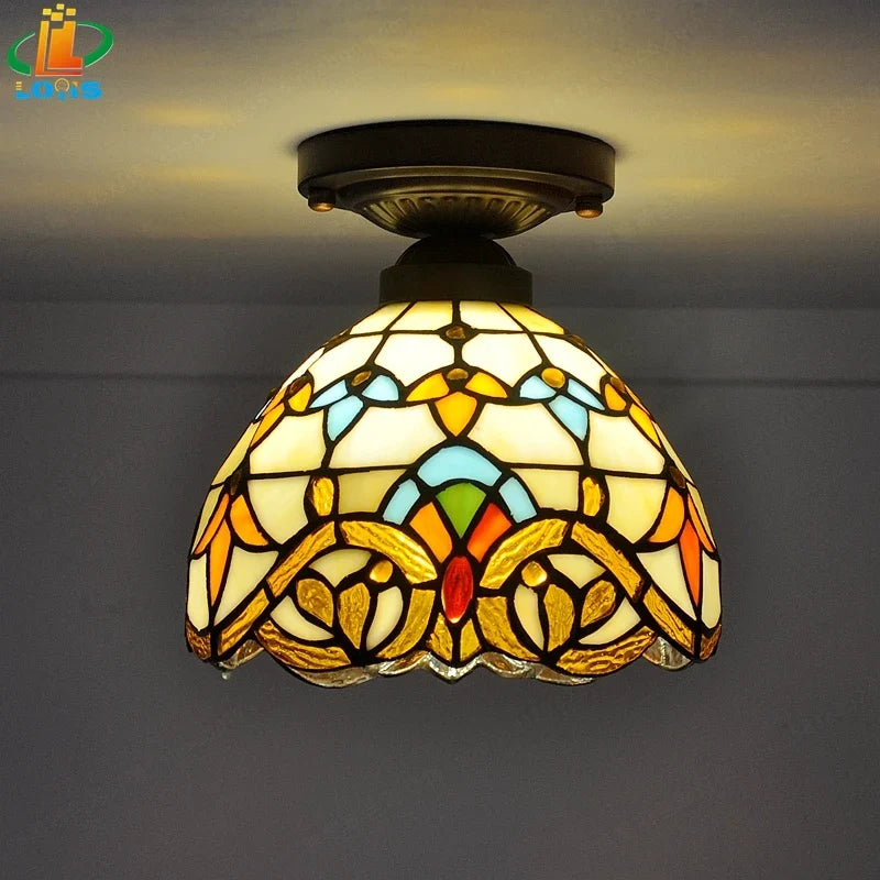 Plafonnier — Baroque tiffany en verre pour décoration intérieure