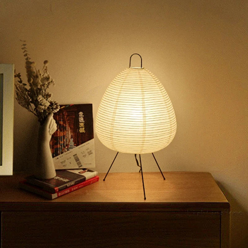 Lampe Design Japonaise Basile Écho en Papier - Légèreté Visuelle & Esprit Serein