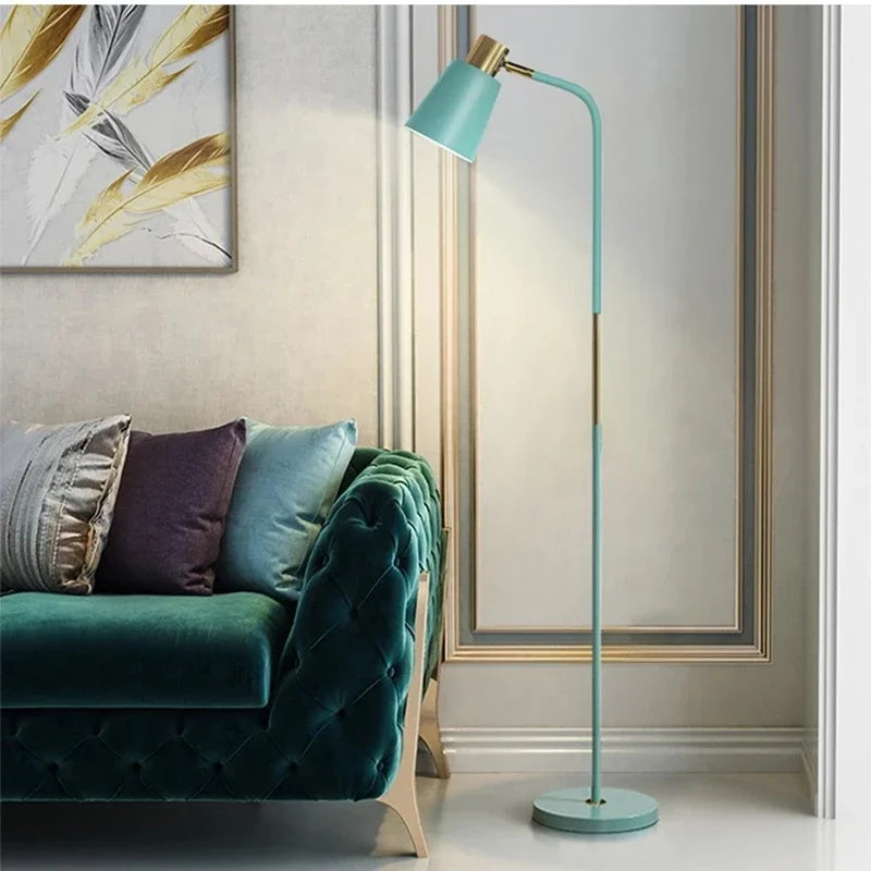 Lampadaire — Nordique réglable à LED pour éclairage décoratif