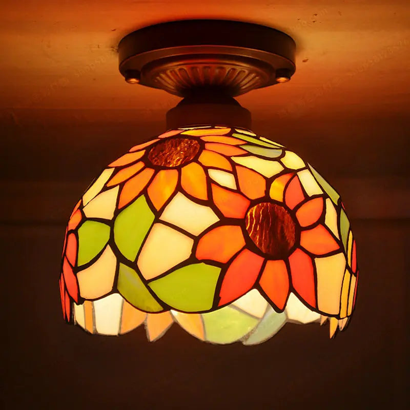 Plafonnier — Baroque tiffany en verre pour décoration intérieure