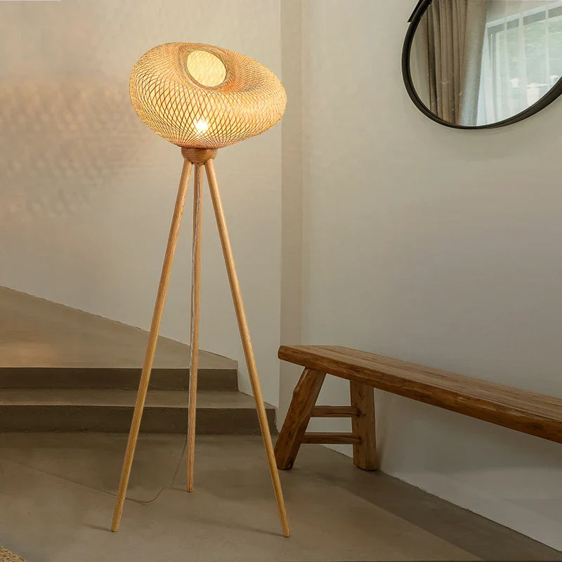 Lampadaire — Japonais retro art en bambou pour intérieur élégant