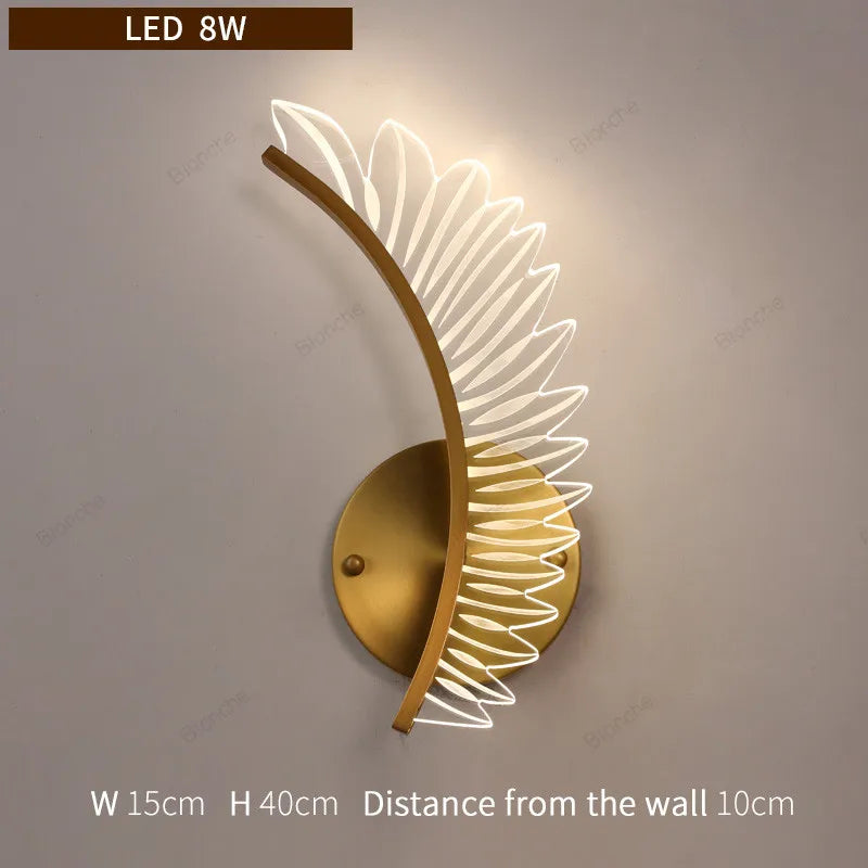 Applique murale créative en forme d'aile dorée pour intérieur Lison Clairval en Cuivre - Reflets Chaleureux & Décor Raffiné