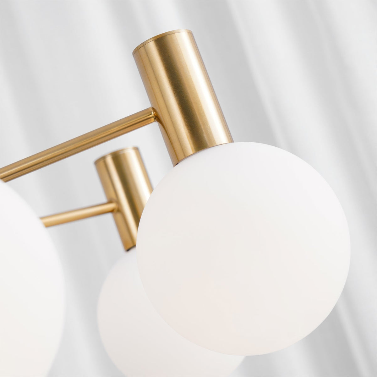 Lustra Chandelier Globe En Verre Cadre Doré Moderne - Neutralighting