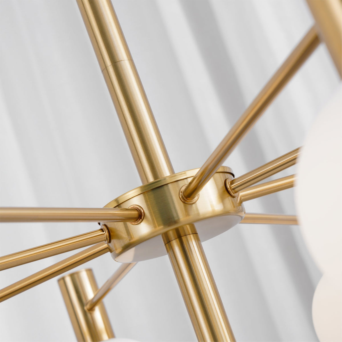 Lustra Chandelier Globe En Verre Cadre Doré Moderne - Neutralighting