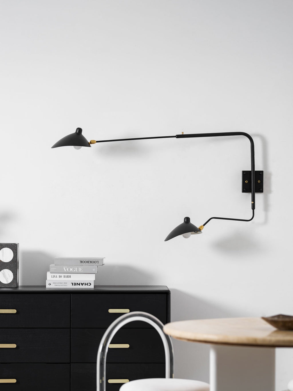 Lustra Applique Murale Élégante à Un Bras - Neutralighting