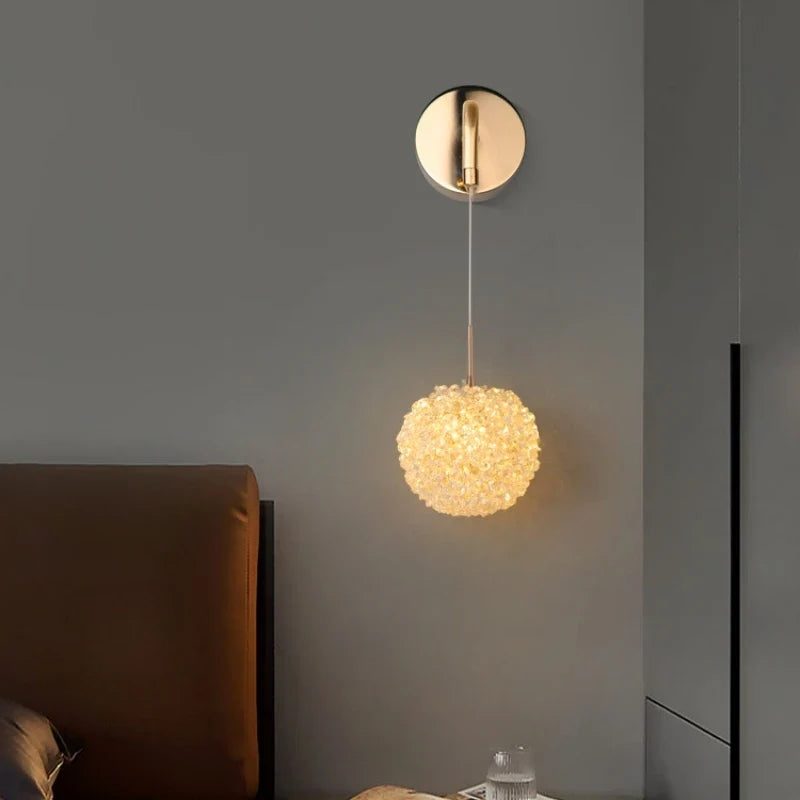 Applique murale en cristal et métal doré design élégant pour intérieur moderne Malo Envol - Reflets Étincelants & Décor Élégant